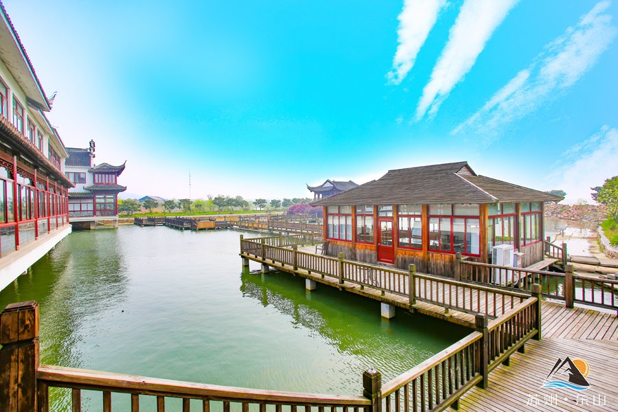 陆巷古村酒店式农家乐